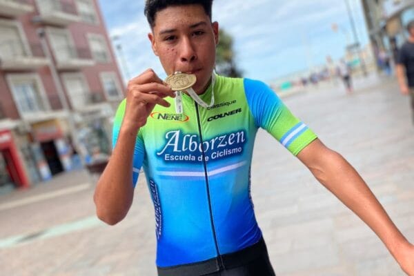 Juegos Nacionales Evita 2024: Nicolás Almada y otros atletas de Corrientes brillan con medallas en Mar del Plata