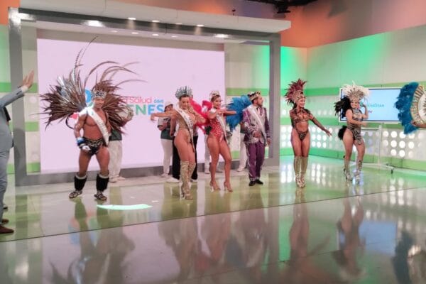 Con gran éxito el Carnaval de Corrientes desfiló en Buenos Aires