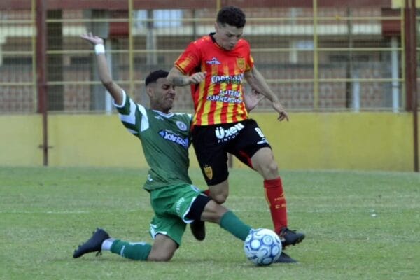 Corrientes se prepara para una nueva edición del clásico entre Boca Unidos y Mandiyú