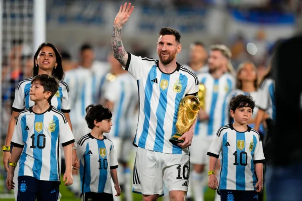 La AFA anunció shows musicales en la previa del posible último partido de Messi en Eliminatorias
