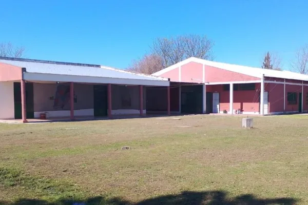 La Escuela N° 630 “Armada Argentina Capitán de Navío Raúl Fidel Torrent” celebró sus 107 años en Esquina