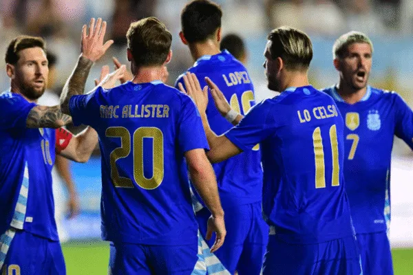 La Selección Argentina superó a Francia y volvió al segundo puesto en el ranking FIFA